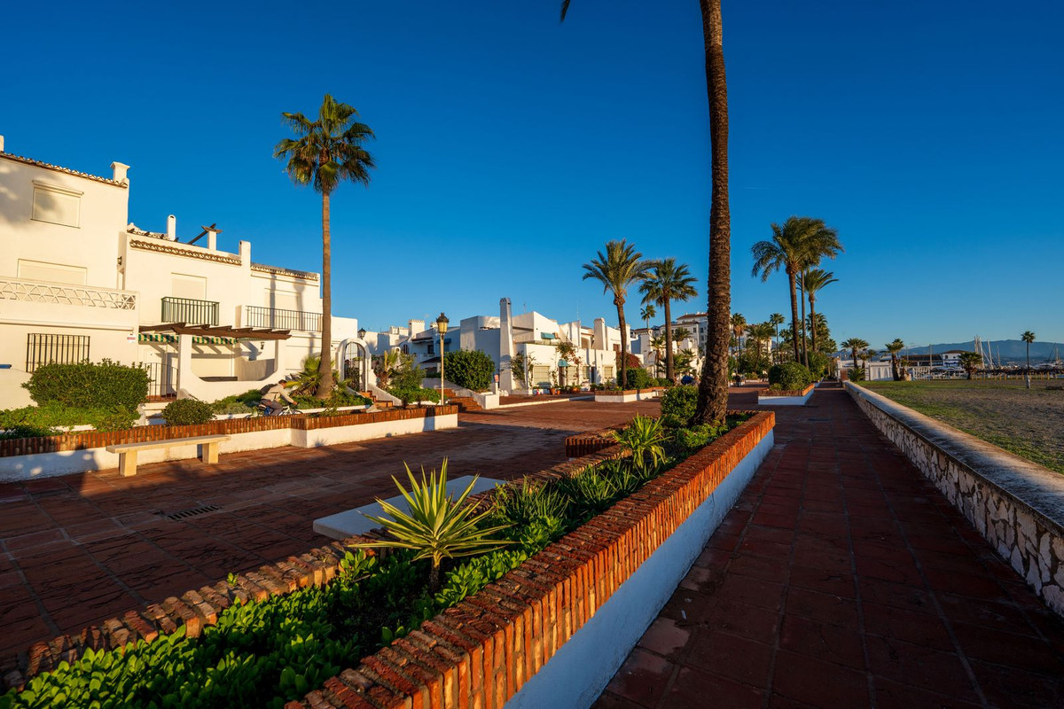 Bungalow te koop in La Duquesa | 2 slaapkamers H5391241