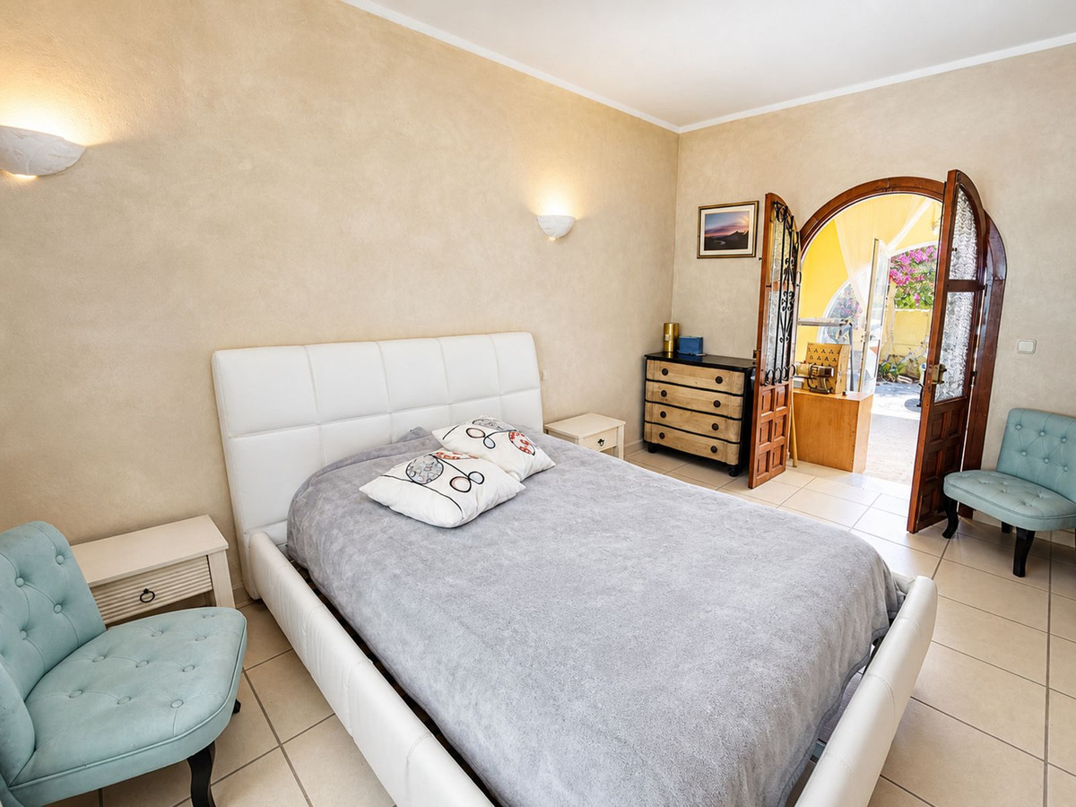 Huis te koop in La Duquesa | 3 slaapkamers H5397721