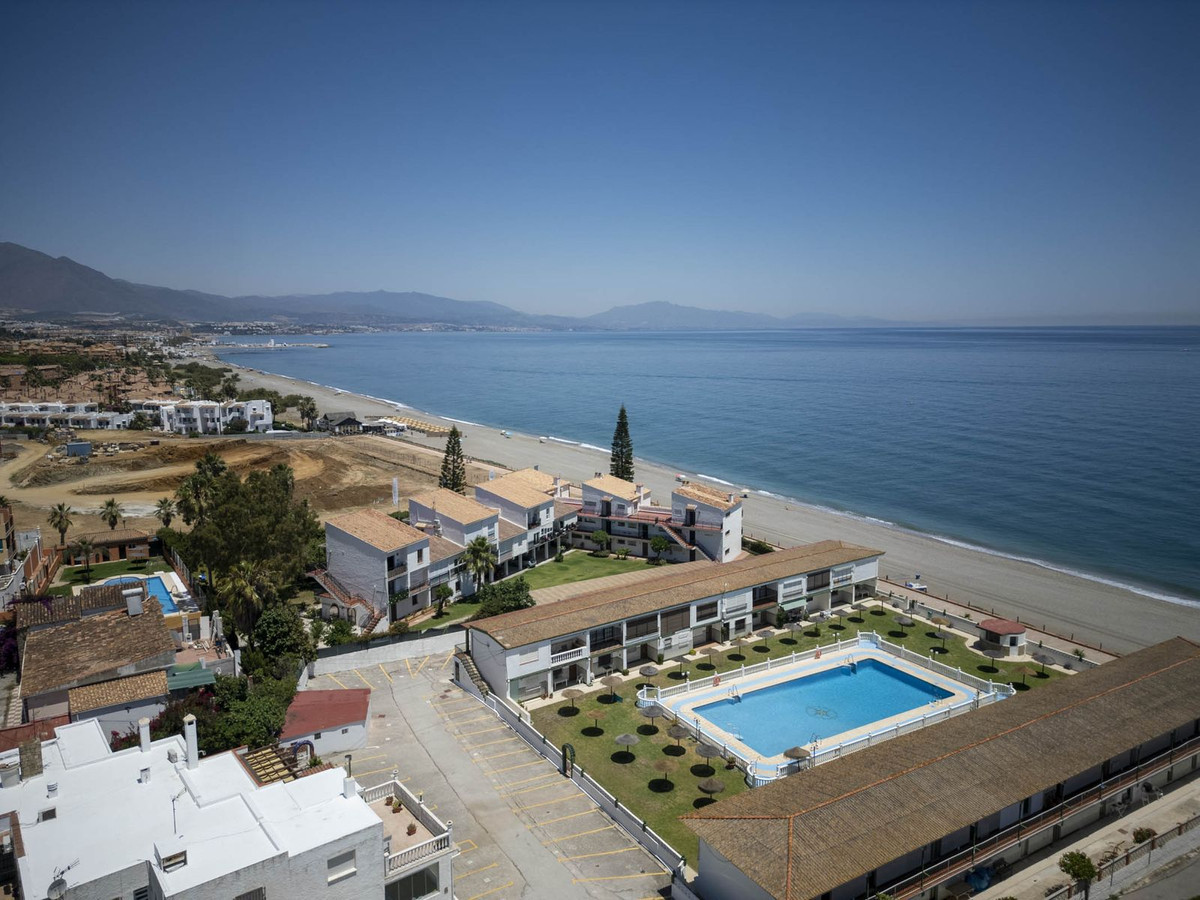 Huis te koop in La Duquesa | 3 slaapkamers H5397721