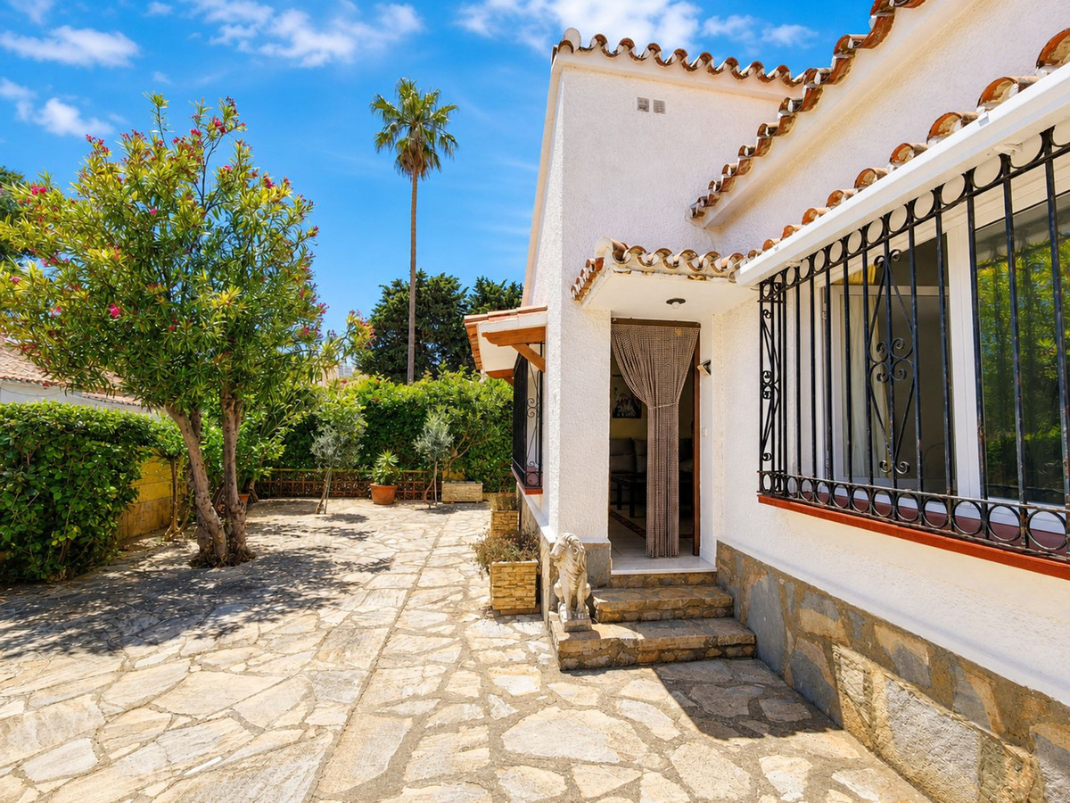 Huis te koop in La Duquesa | 3 slaapkamers H5397721