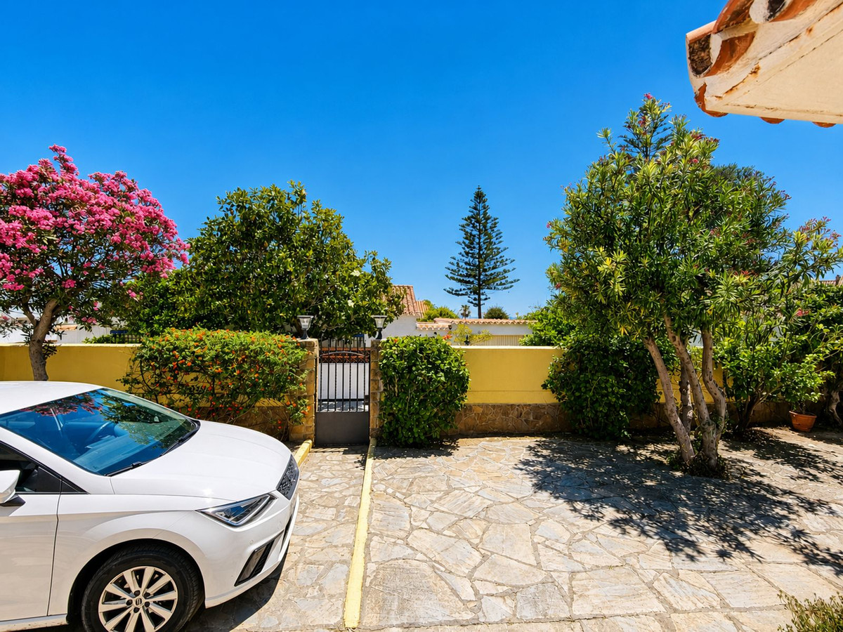 Huis te koop in La Duquesa | 3 slaapkamers H5397721
