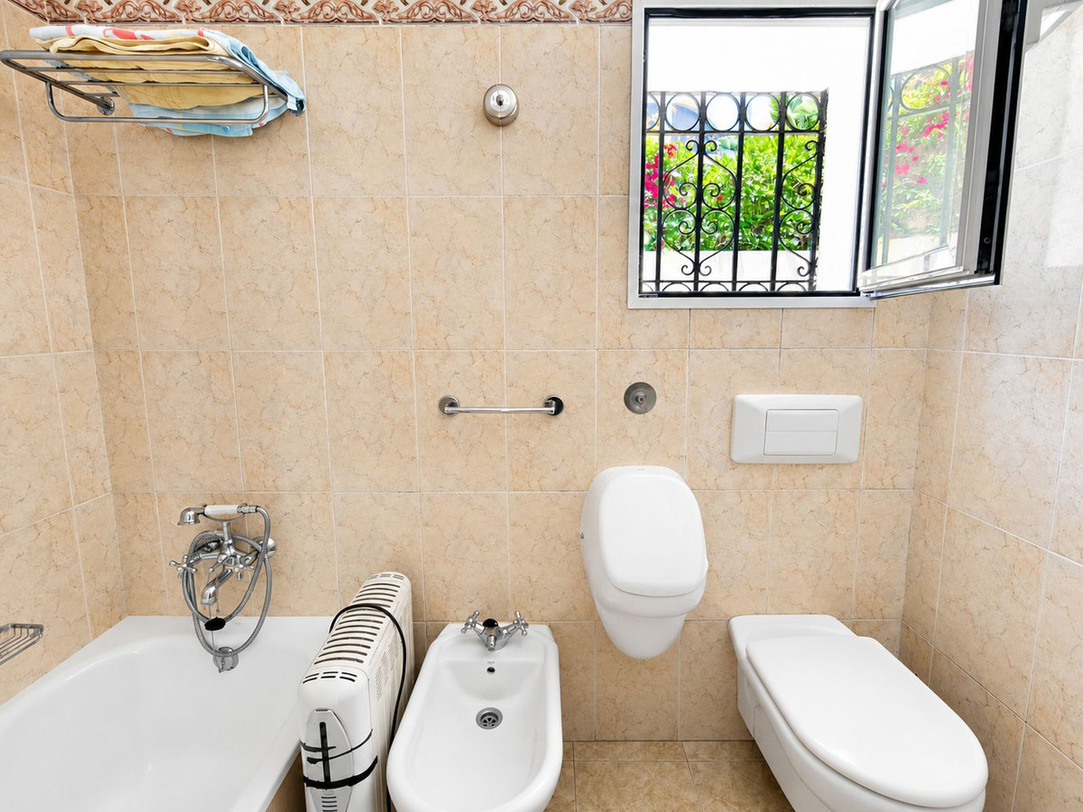 Huis te koop in La Duquesa | 3 slaapkamers H5397721
