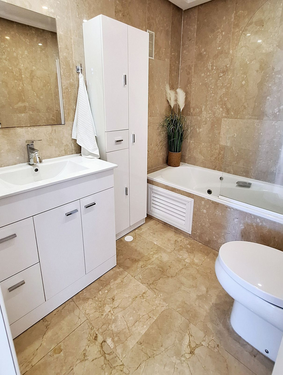 Property main view 12