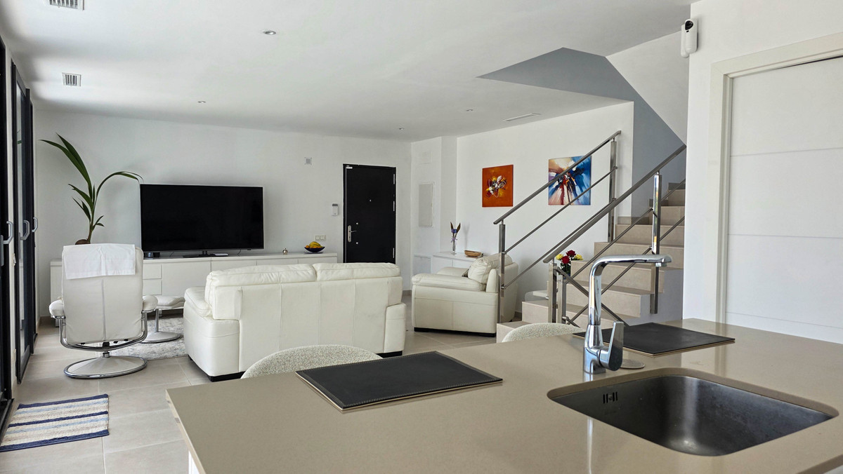 Huis te koop in La Duquesa | 3 slaapkamers H5441482