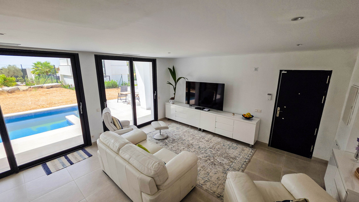 Huis te koop in La Duquesa | 3 slaapkamers H5441482