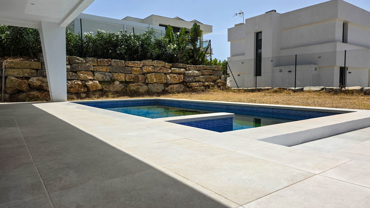 Huis te koop in La Duquesa | 3 slaapkamers H5441482