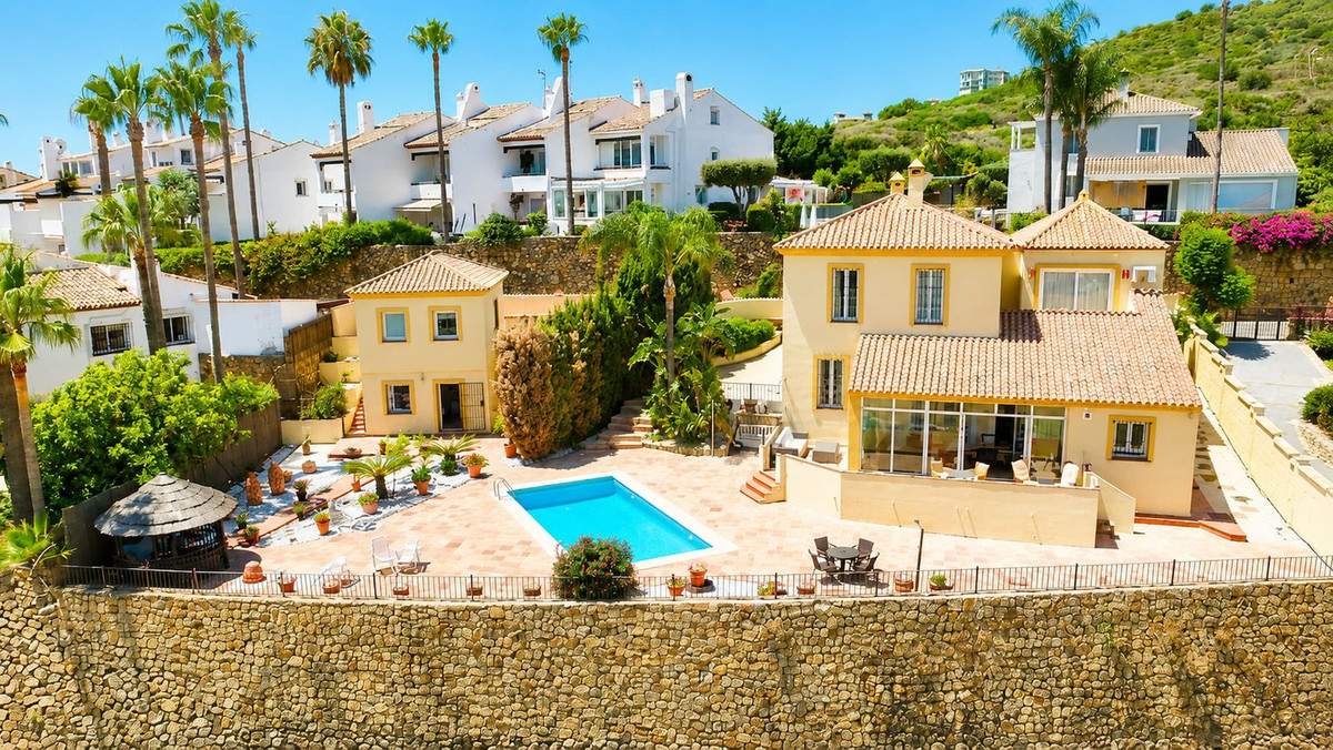 Huis te koop in La Duquesa | 5 slaapkamers H5442166