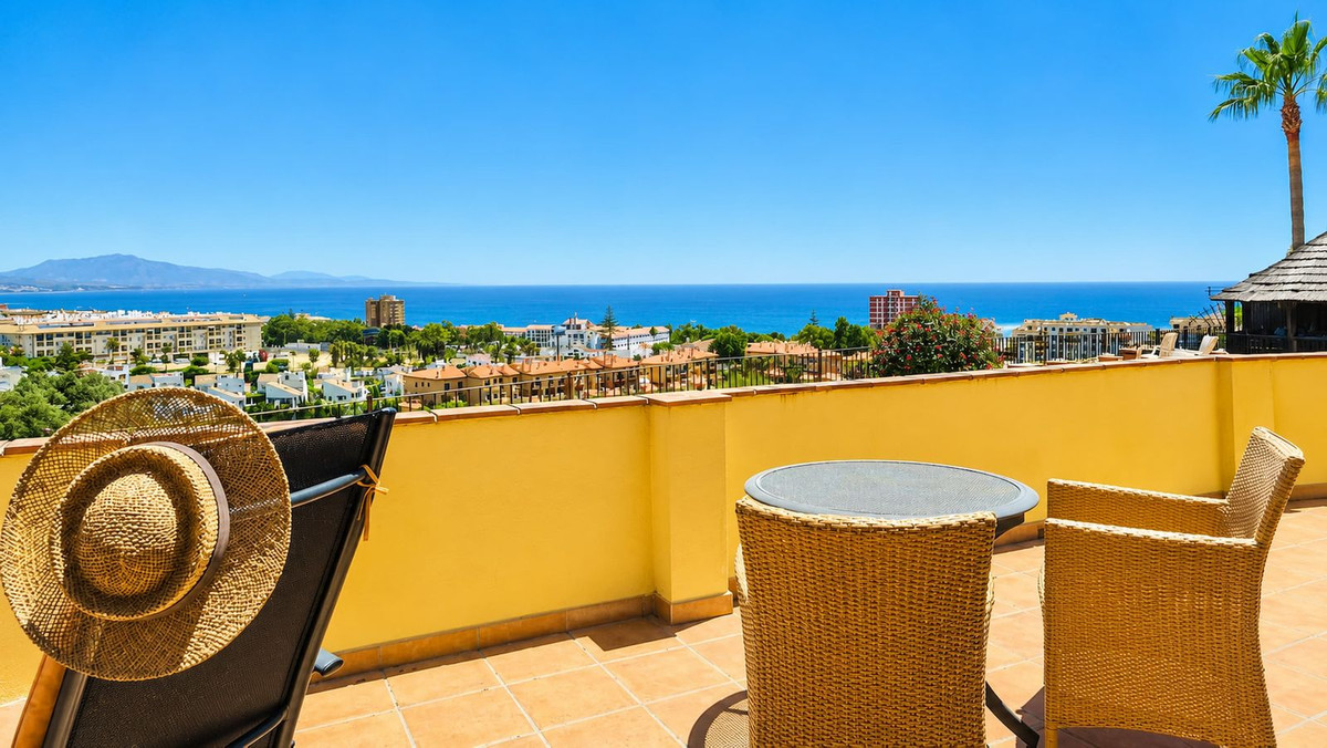 Huis te koop in La Duquesa | 5 slaapkamers H5442166