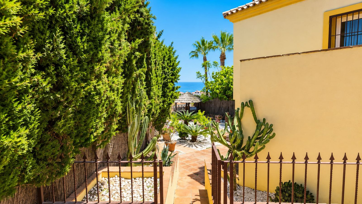 Huis te koop in La Duquesa | 5 slaapkamers H5442166