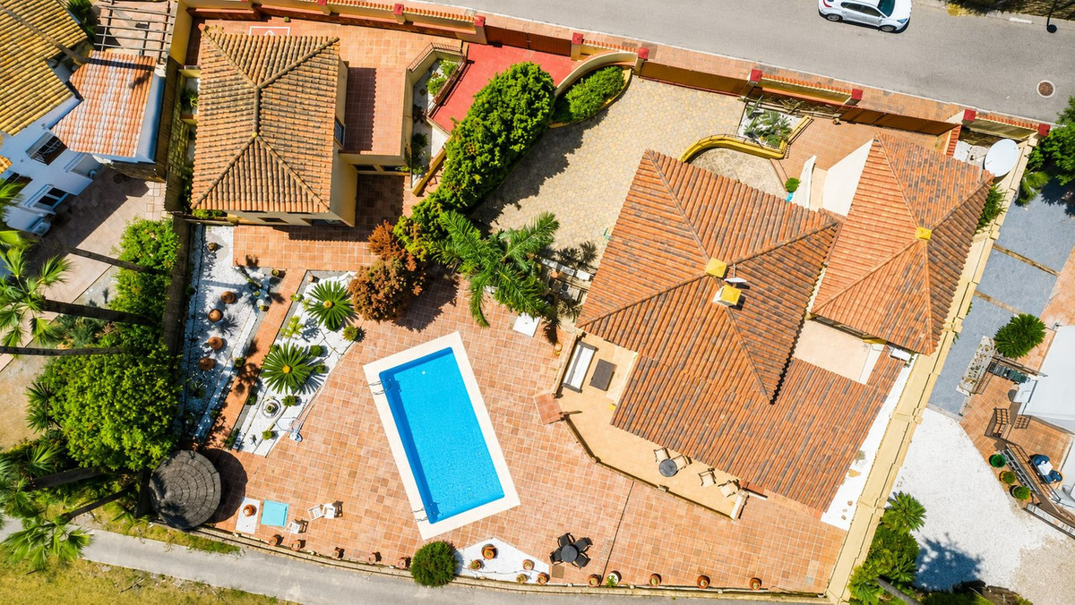 Huis te koop in La Duquesa | 5 slaapkamers H5442166