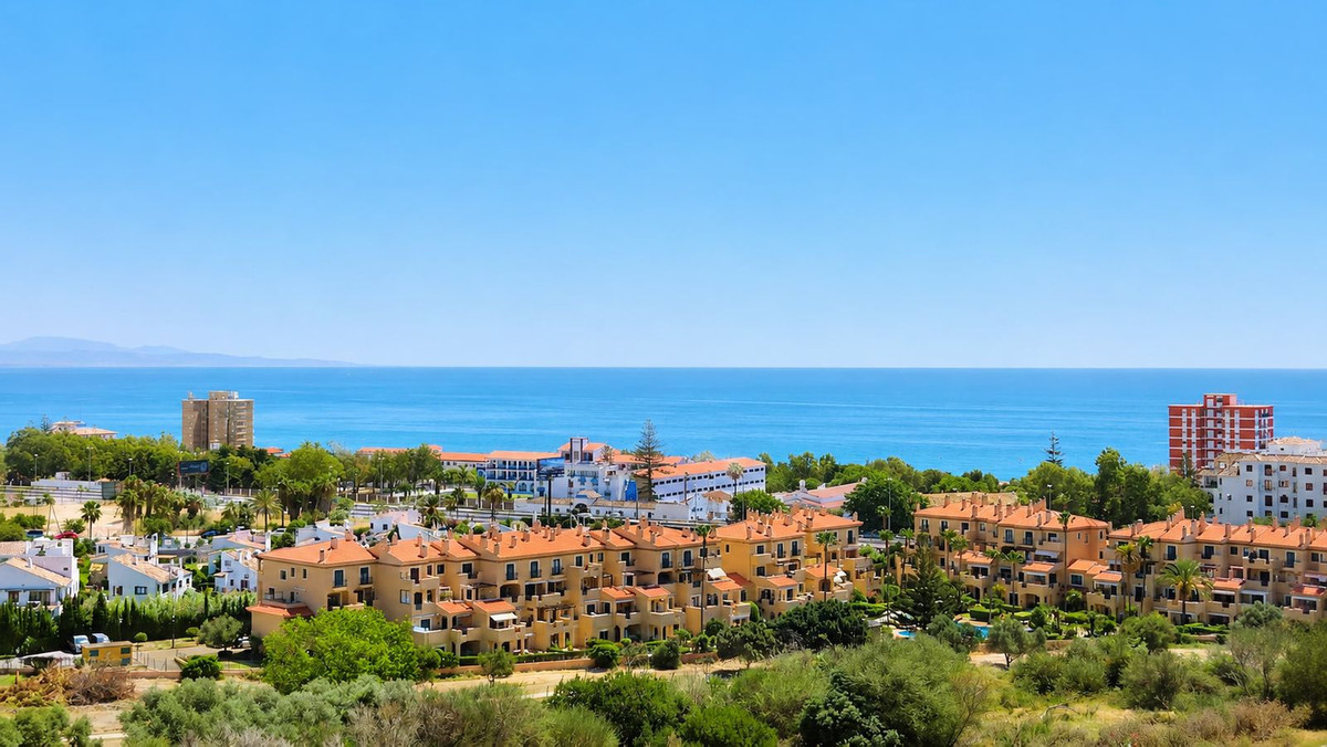 Huis te koop in La Duquesa | 5 slaapkamers H5442166
