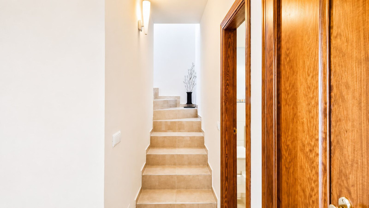 Huis te koop in La Duquesa | 5 slaapkamers H5442166