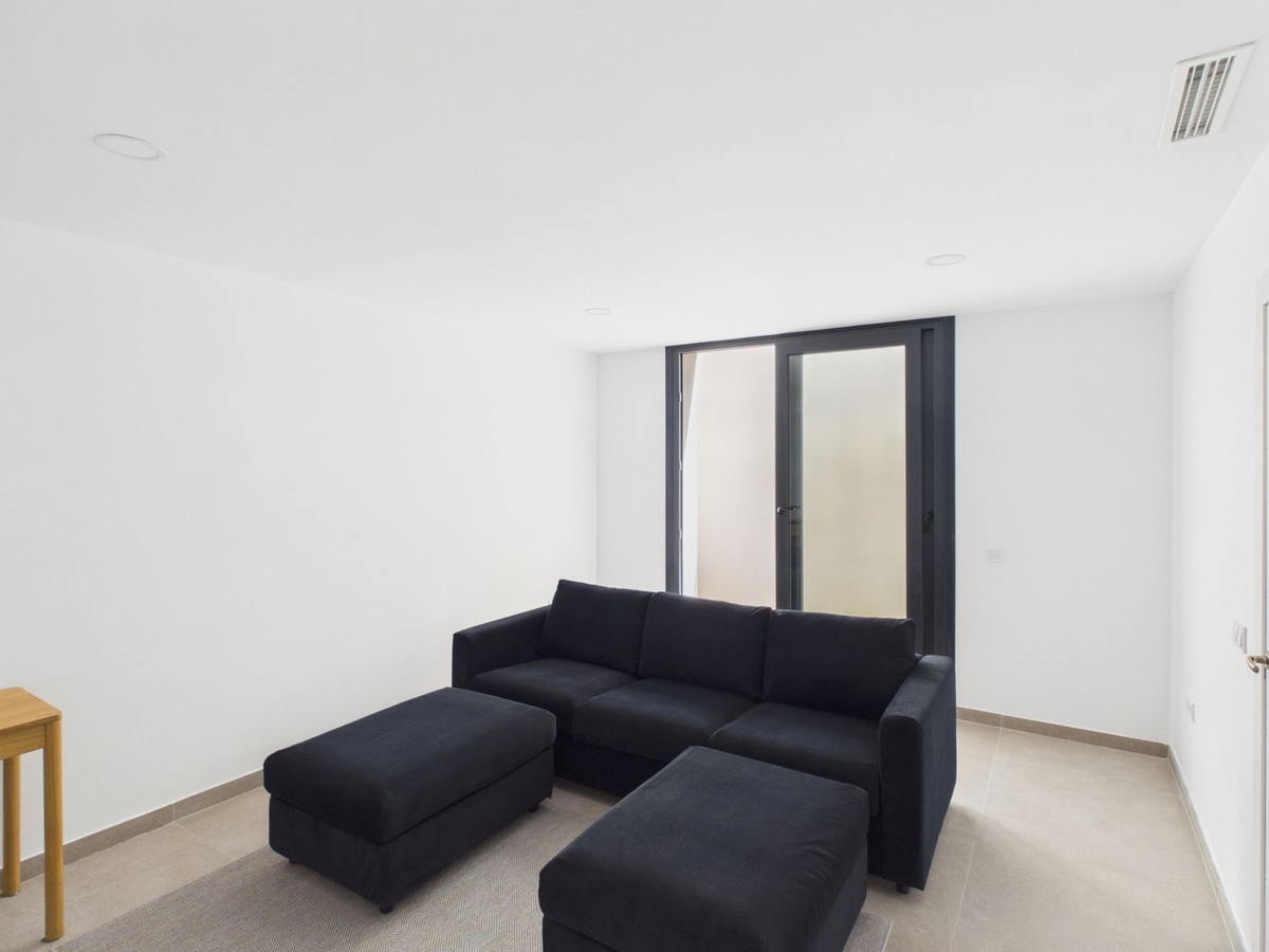 Huis te koop in La Duquesa | 4 slaapkamers H5447308