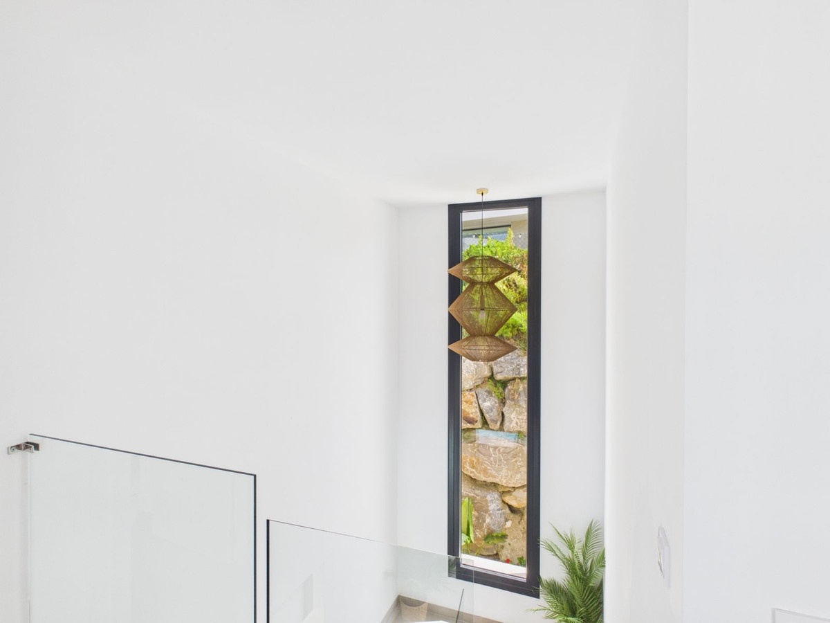 Huis te koop in La Duquesa | 4 slaapkamers H5447308