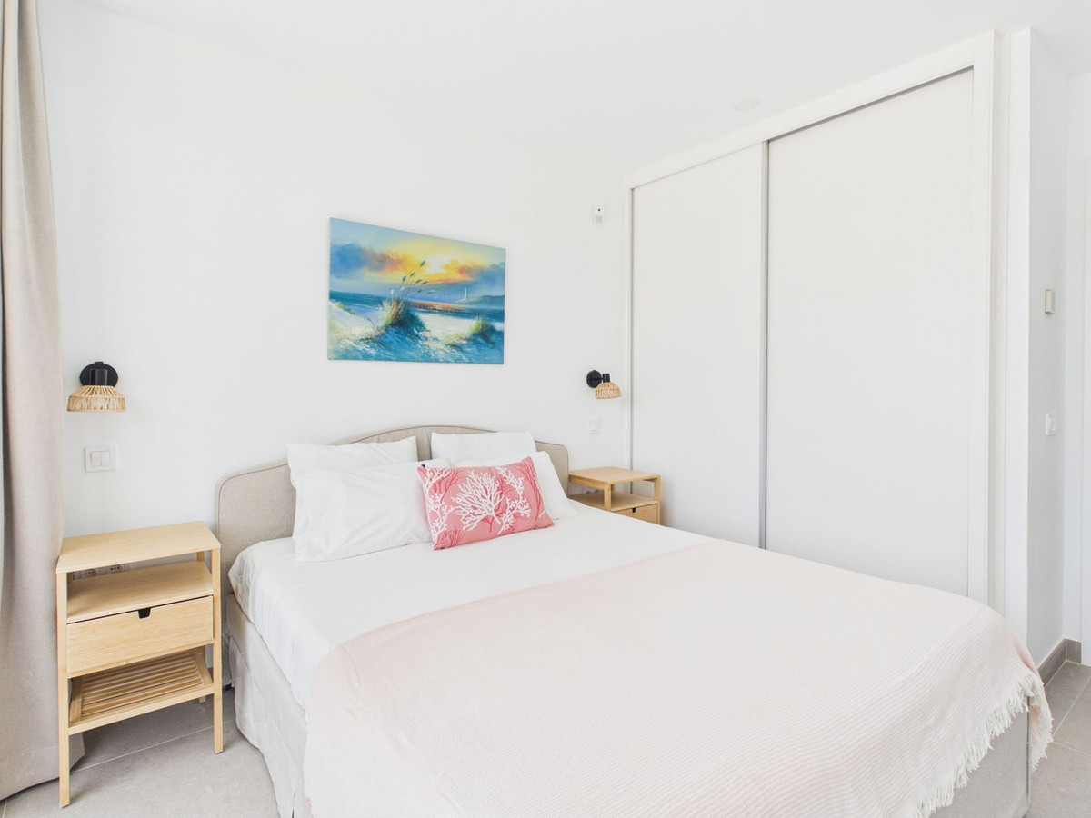 Huis te koop in La Duquesa | 4 slaapkamers H5447308