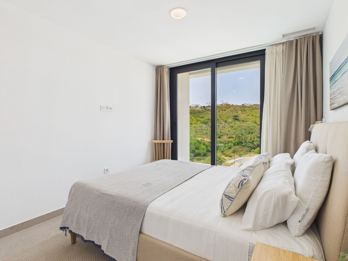 Huis te koop in La Duquesa | 4 slaapkamers H5447308