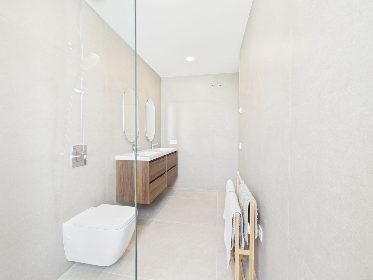Huis te koop in La Duquesa | 4 slaapkamers H5447308