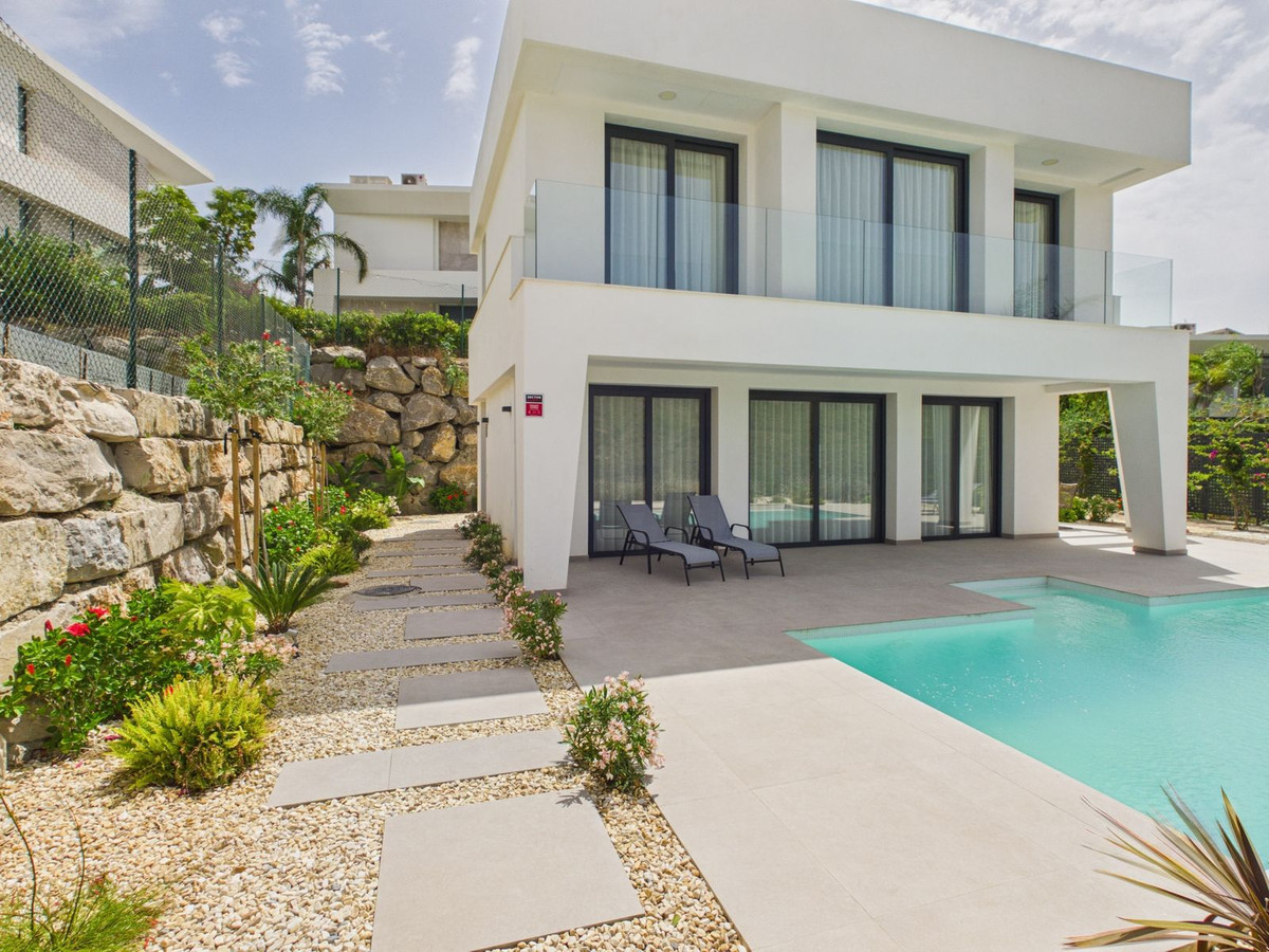 Huis te koop in La Duquesa | 4 slaapkamers H5447308