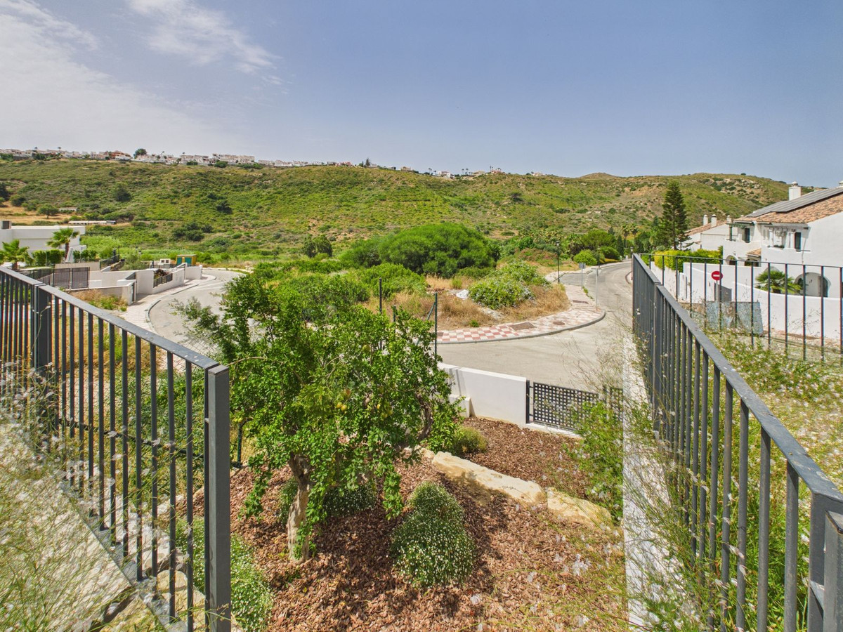 Huis te koop in La Duquesa | 4 slaapkamers H5447308