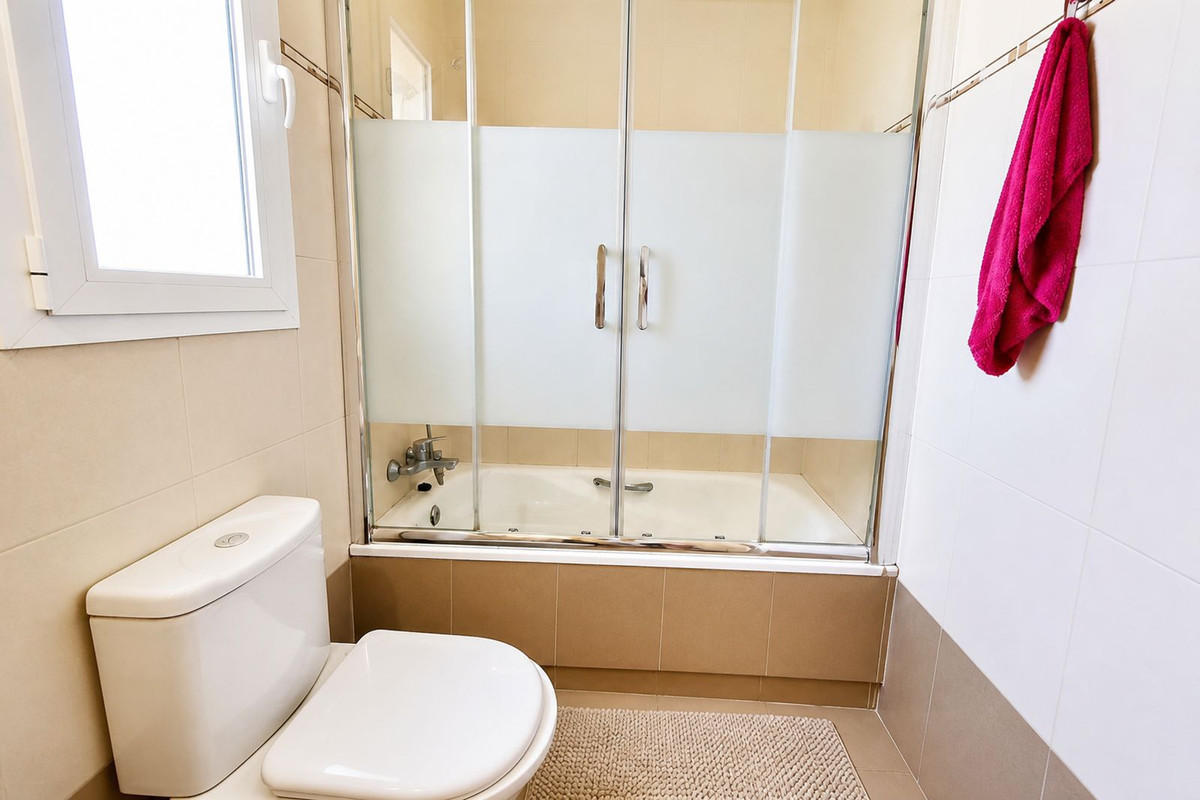 Huis te koop in La Duquesa | 2 slaapkamers H5463763
