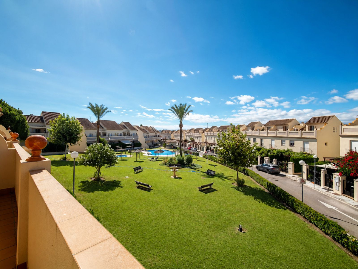Huis te koop in La Duquesa | 3 slaapkamers H5467717
