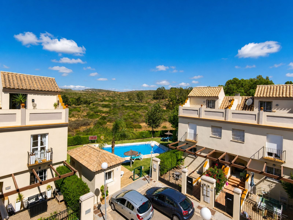 Huis te koop in La Duquesa | 3 slaapkamers H5467717