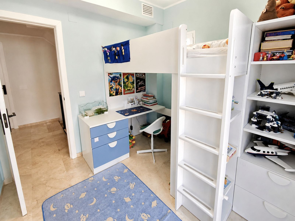 Huis te koop in La Duquesa | 3 slaapkamers H5467717