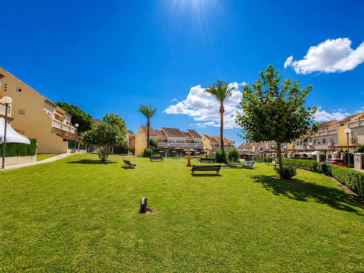 Huis te koop in La Duquesa | 3 slaapkamers H5467717