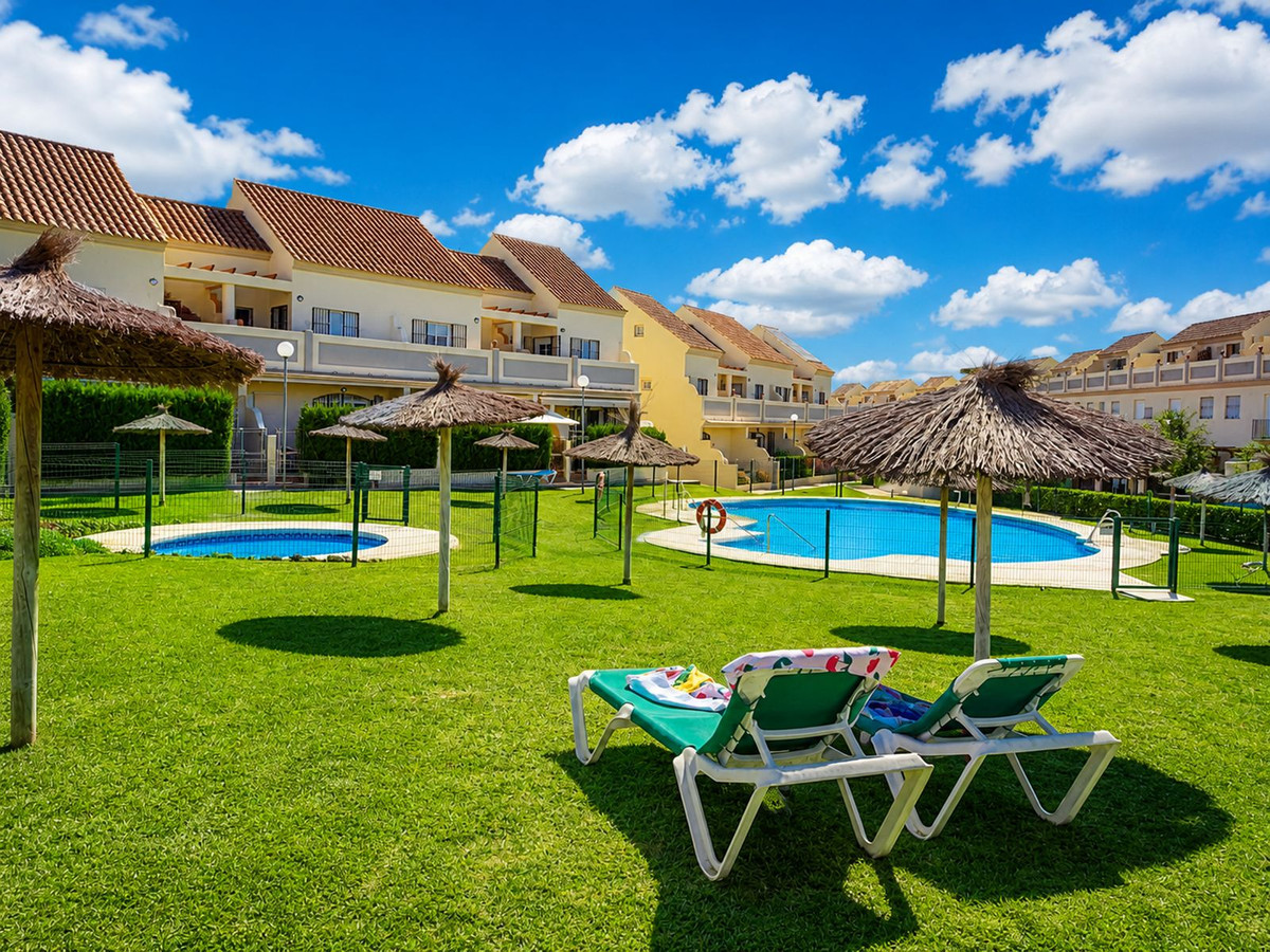 Huis te koop in La Duquesa | 3 slaapkamers H5467717