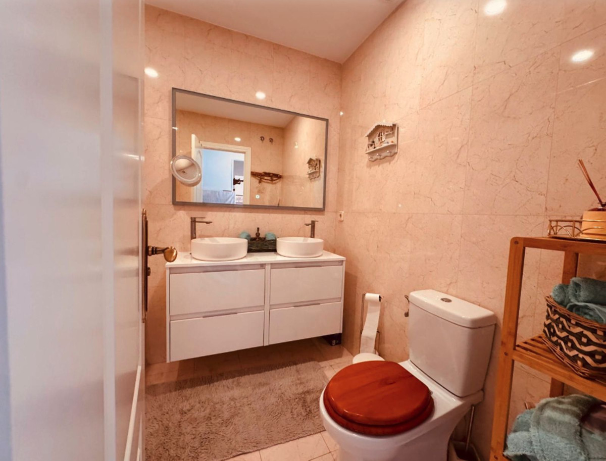 Appartement te koop in La Duquesa | 2 slaapkamers H5469037