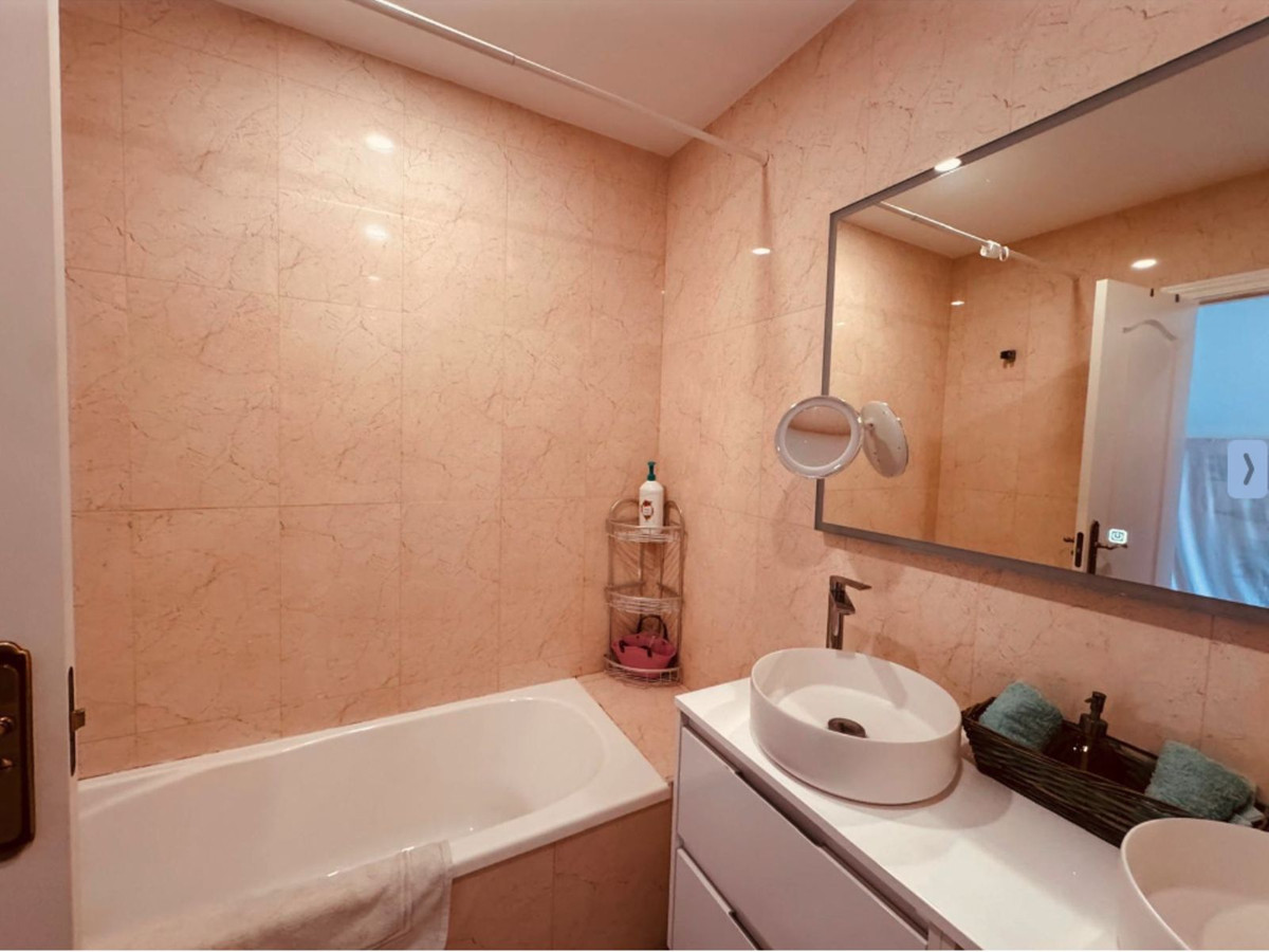 Appartement te koop in La Duquesa | 2 slaapkamers H5469037