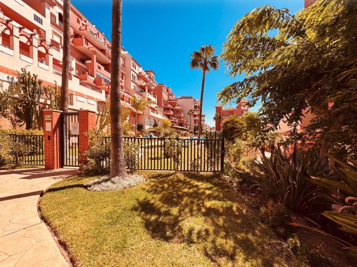 Appartement te koop in La Duquesa | 2 slaapkamers H5469037
