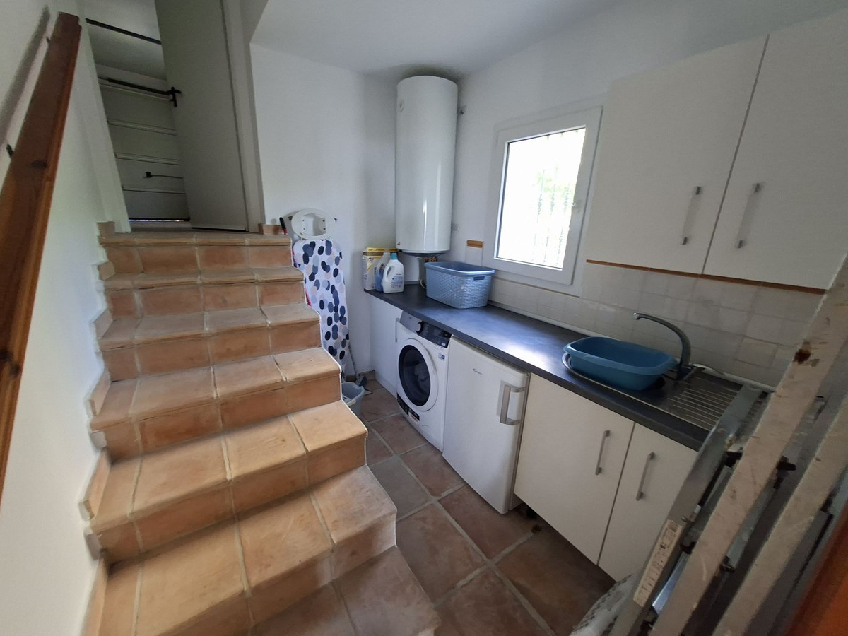Huis te koop in La Duquesa | 4 slaapkamers H5477326
