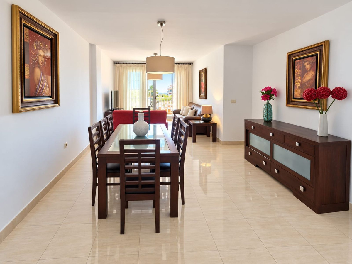 Huis te koop in La Duquesa | 3 slaapkamers H5488255