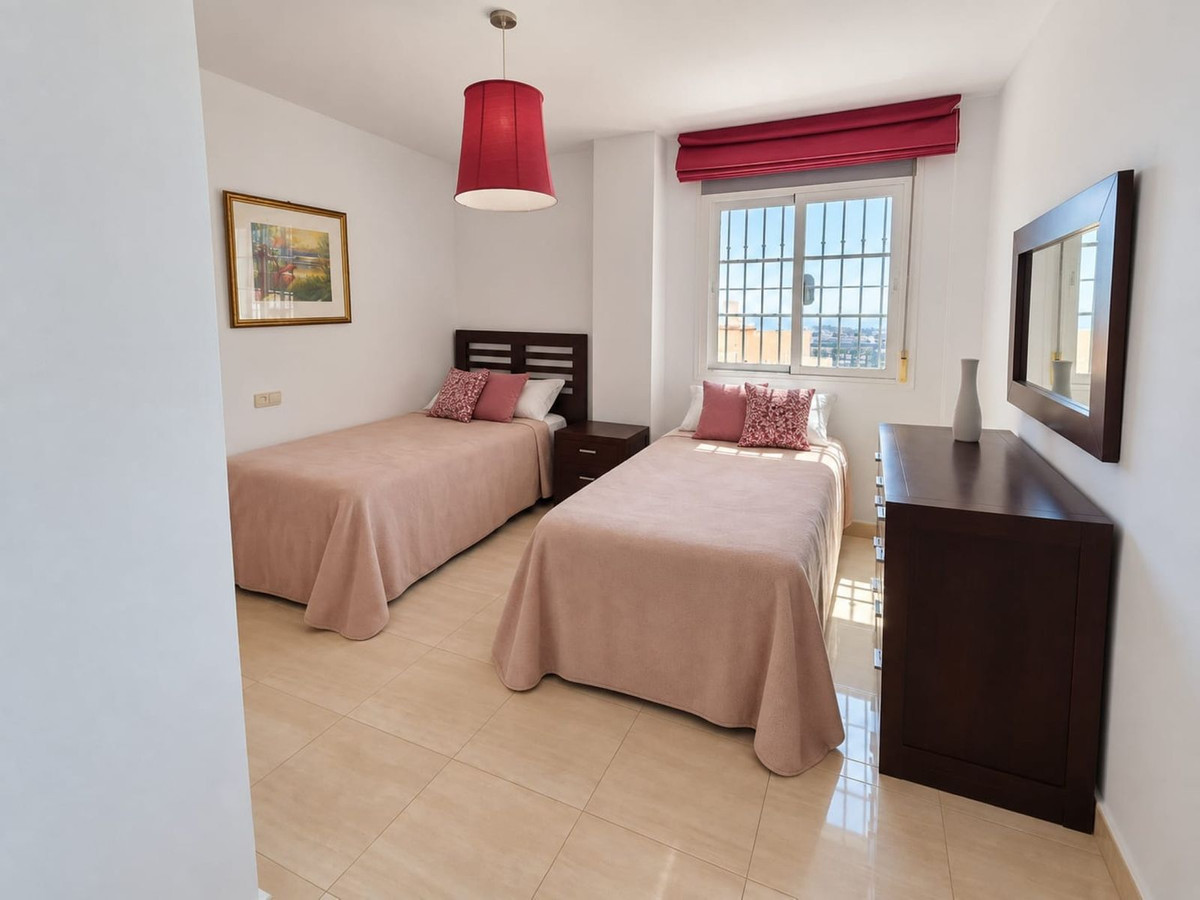 Huis te koop in La Duquesa | 3 slaapkamers H5488255