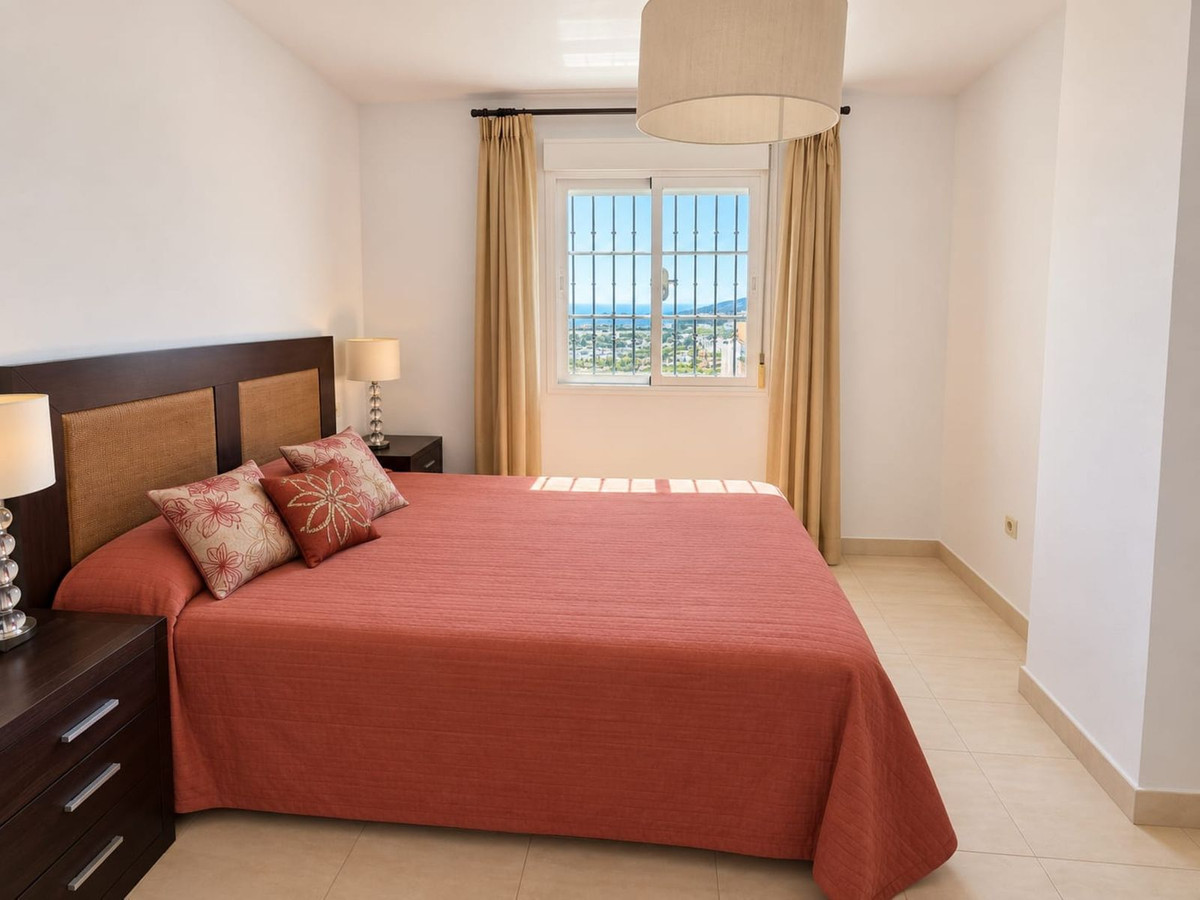 Huis te koop in La Duquesa | 3 slaapkamers H5488255