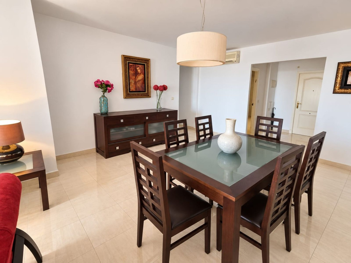 Huis te koop in La Duquesa | 3 slaapkamers H5488255