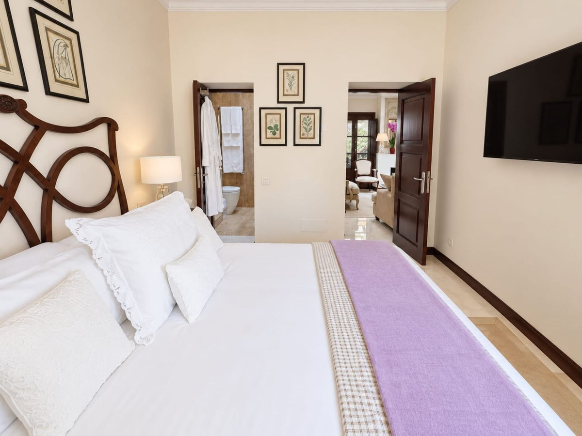 Huis te koop in La Duquesa | 3 slaapkamers H5488270