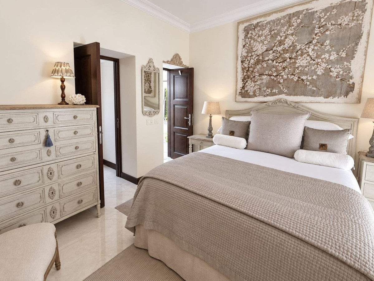 Huis te koop in La Duquesa | 3 slaapkamers H5488270