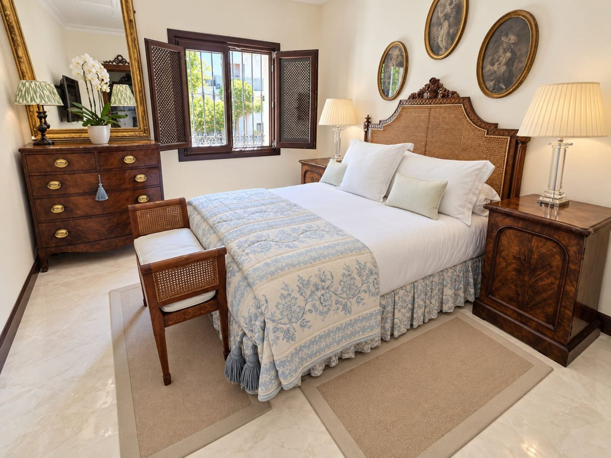 Huis te koop in La Duquesa | 3 slaapkamers H5488270