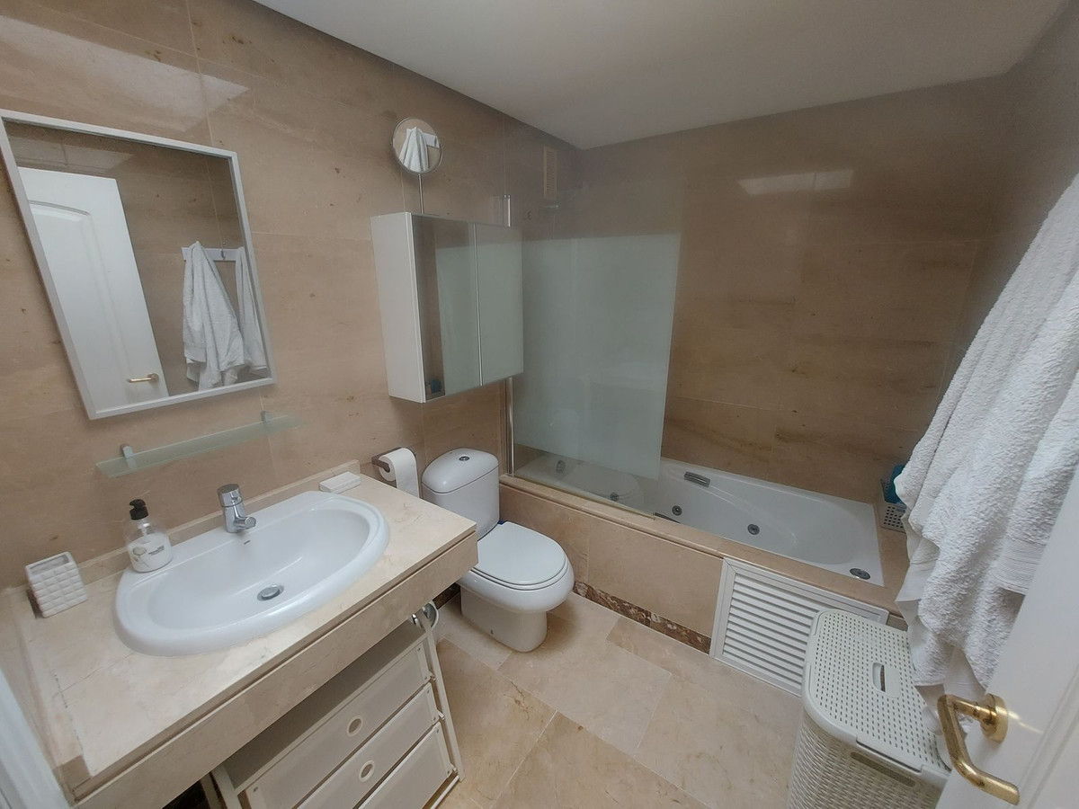 Huis te koop in La Duquesa | 2 slaapkamers H5489137