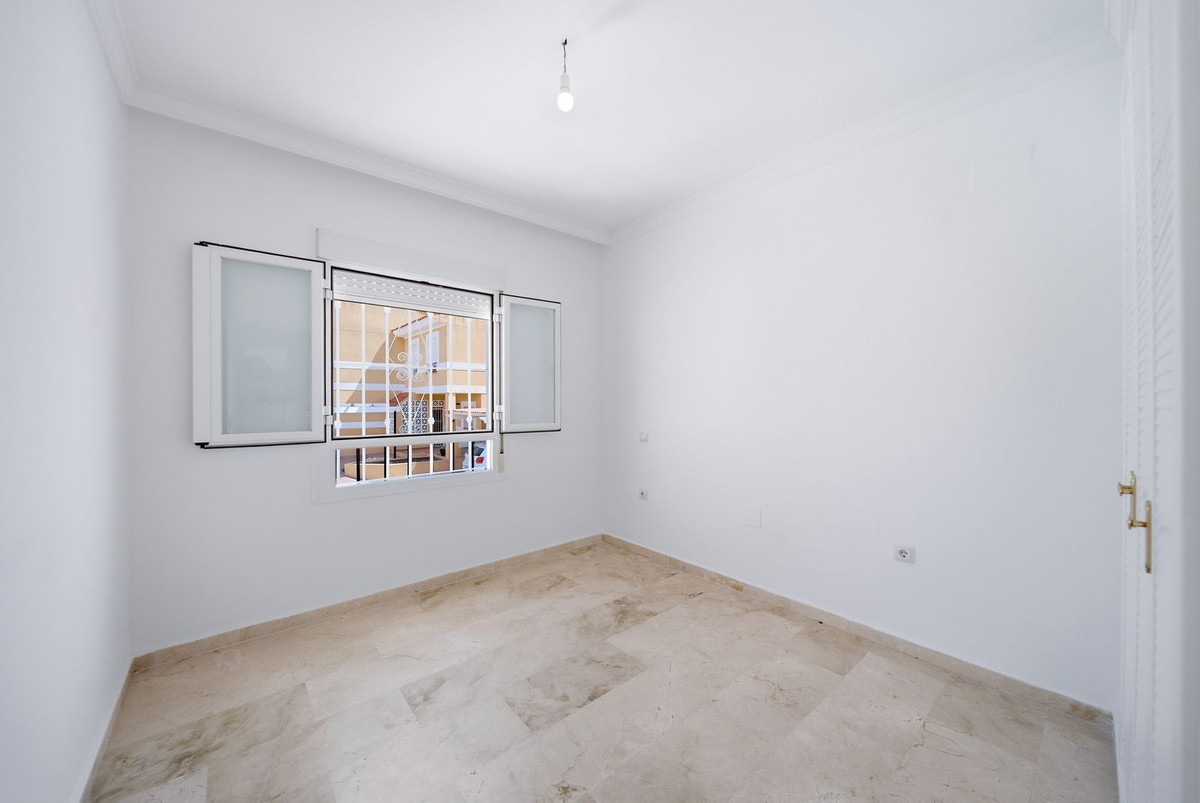 Huis te koop in La Duquesa | 3 slaapkamers H5495905