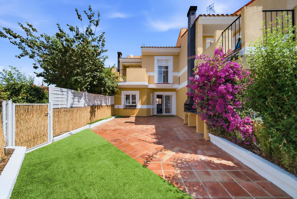 Huis te koop in La Duquesa | 3 slaapkamers H5495905