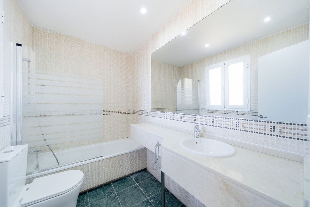Huis te koop in La Duquesa | 3 slaapkamers H5495905