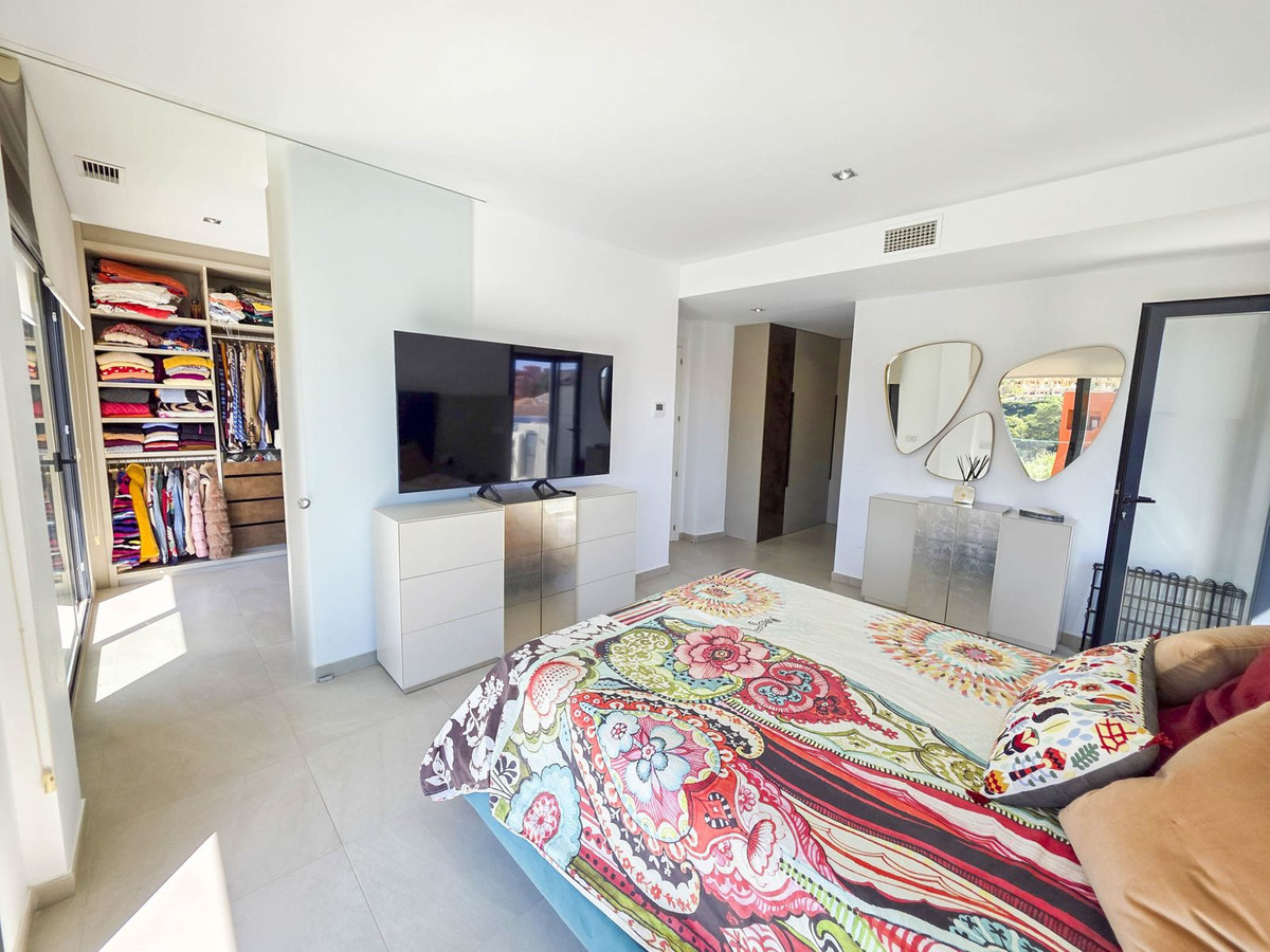 Huis te koop in La Duquesa | 3 slaapkamers H5496577