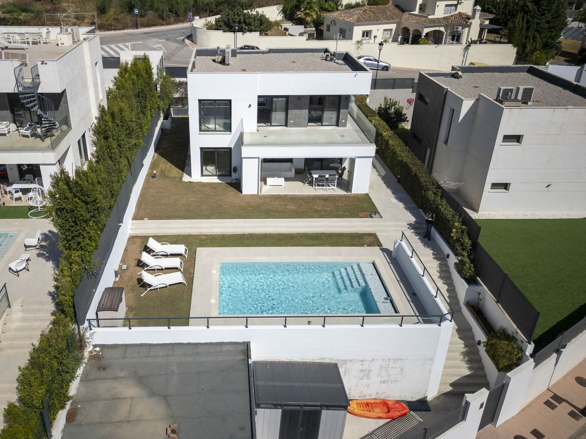 Huis te koop in La Duquesa | 3 slaapkamers H5496577