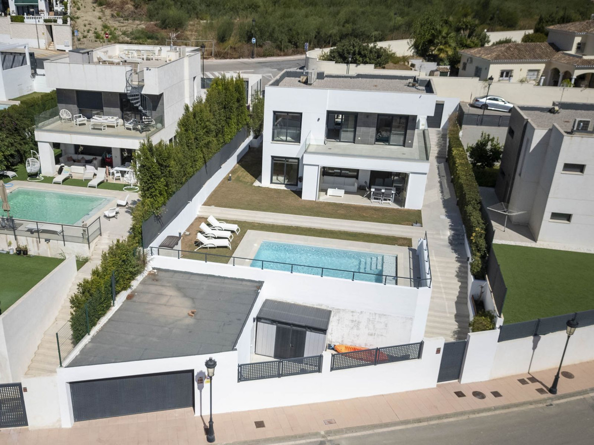 Huis te koop in La Duquesa | 3 slaapkamers H5496577
