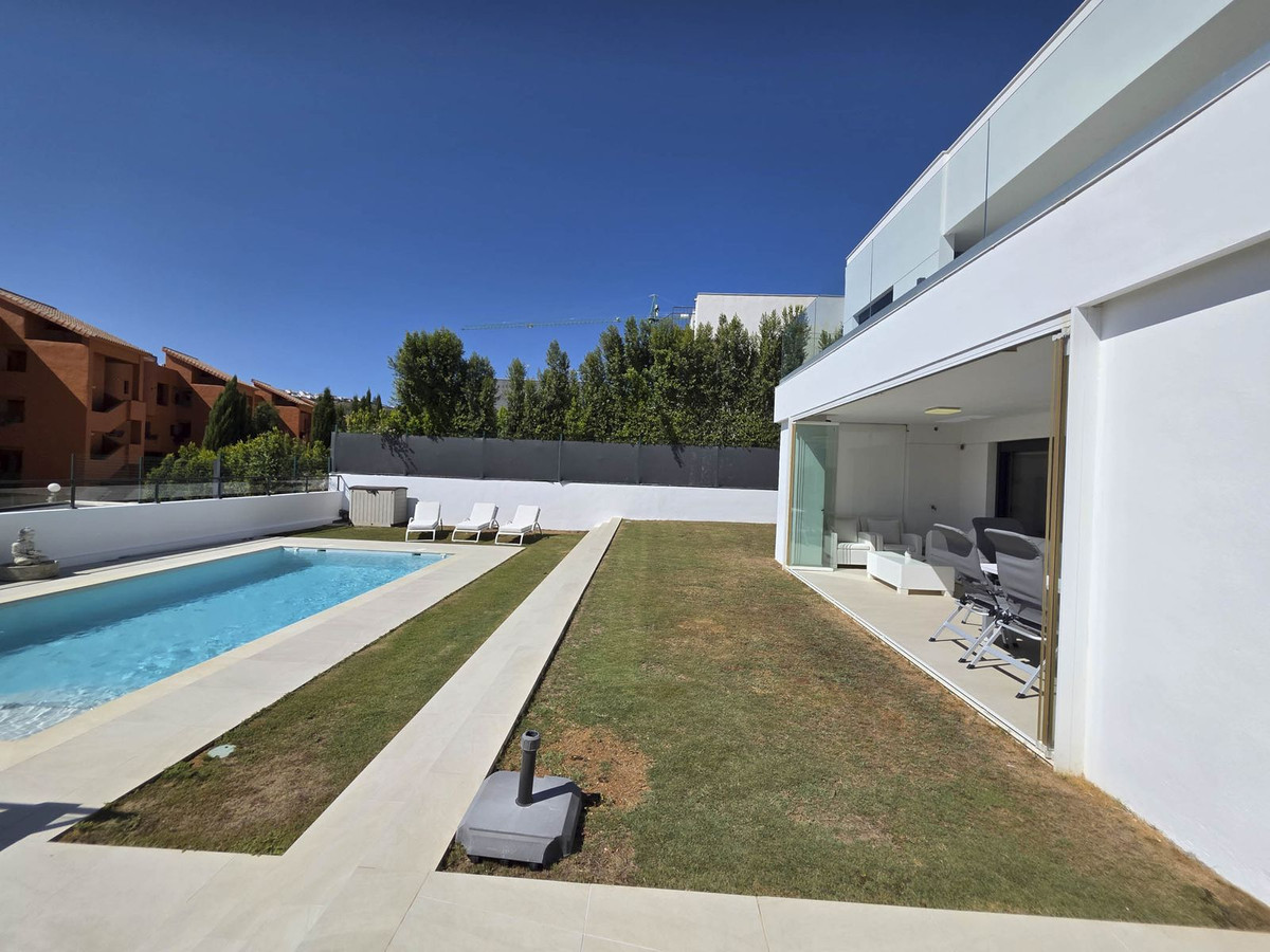 Huis te koop in La Duquesa | 3 slaapkamers H5496577