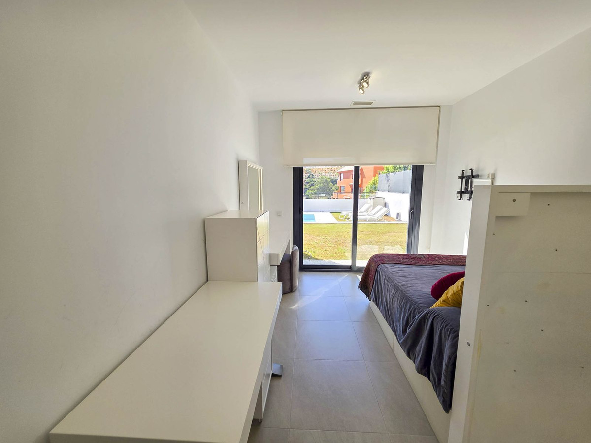 Huis te koop in La Duquesa | 3 slaapkamers H5496577