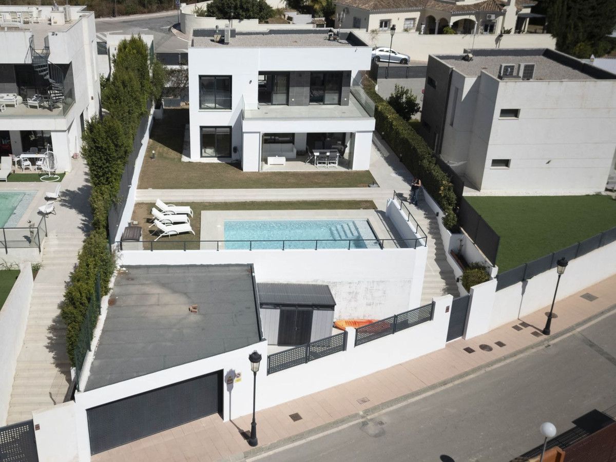 Huis te koop in La Duquesa | 3 slaapkamers H5496577